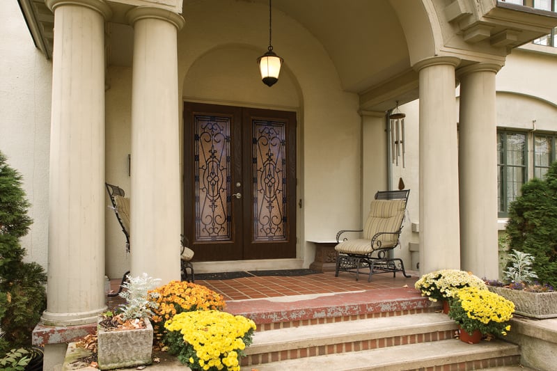 Thinking of a Fiberglass Entry Door? 10 Pros & Cons to Consider